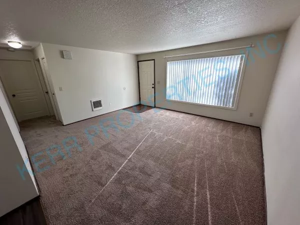 2 bedrooms apartment for rent in Hazelwood - East Portland, Portland