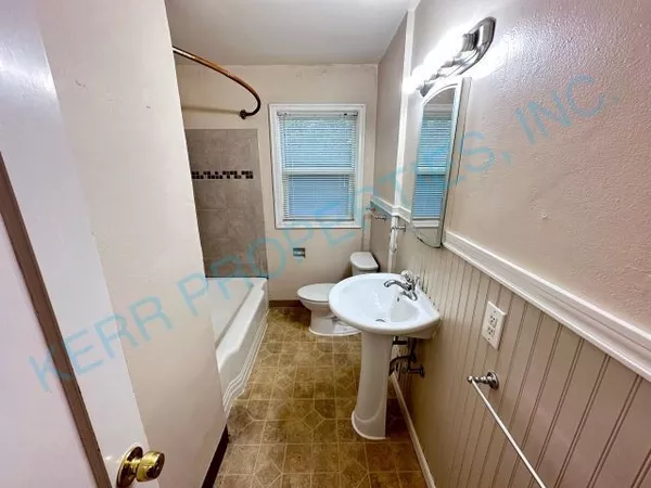 4 bedrooms apartment for rent in Beaumont-Wilshire - NE Portland, Portland