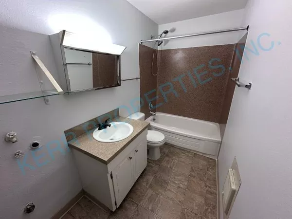 2 bedrooms apartment for rent in Foster-Powell - SE Portland, Portland