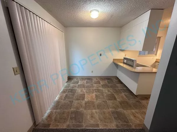 2 bedrooms apartment for rent in Foster-Powell - SE Portland, Portland