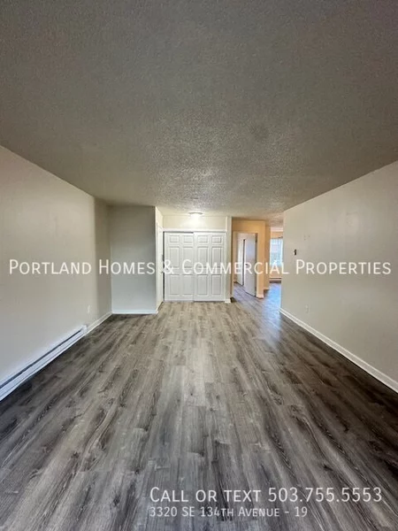 2 bedrooms apartment for rent in Powellhurst-Gilbert - SE Portland, Portland