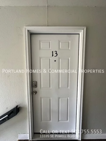 2 bedrooms apartment for rent in Powellhurst-Gilbert - SE Portland, Portland