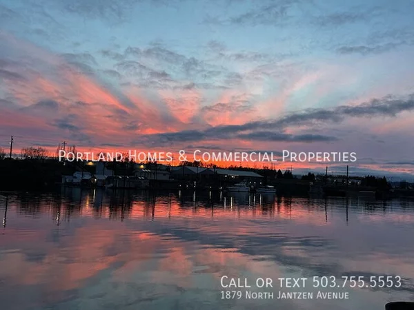 2 bedrooms apartment for rent in Hayden Island - North Portland, Portland