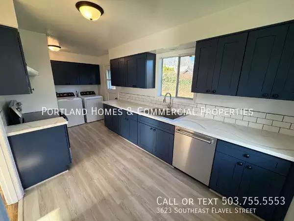 3 bedrooms apartment for rent in Woodstock Portland - SE Portland, Portland