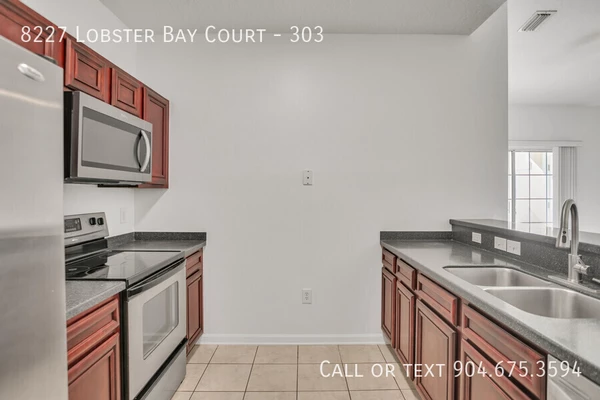 2 bedrooms apartment for rent in Deerwood - Southside, Jacksonville