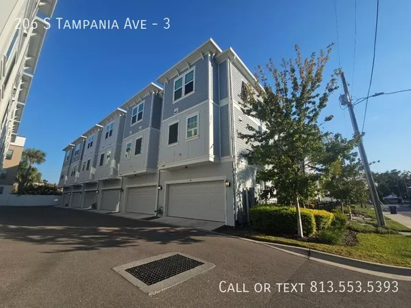 3 bedrooms apartment for rent in Macfarlane Park - West Tampa, Tampa