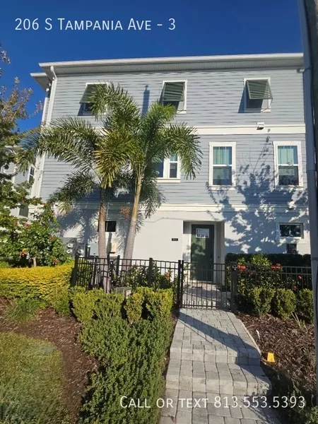 3 bedrooms apartment for rent in Macfarlane Park - West Tampa, Tampa