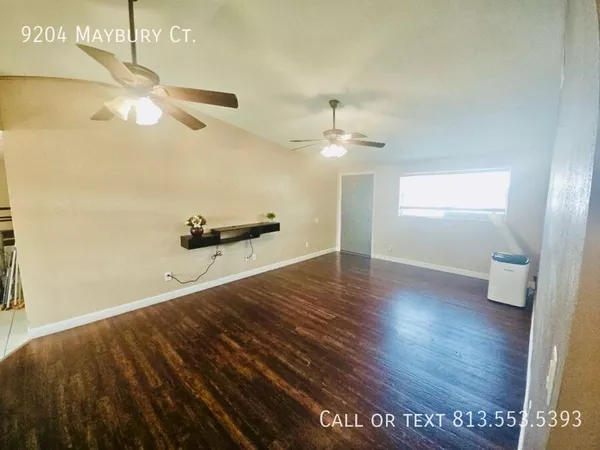 4 bedrooms apartment for rent in Town 'n' Country - West Tampa, Tampa