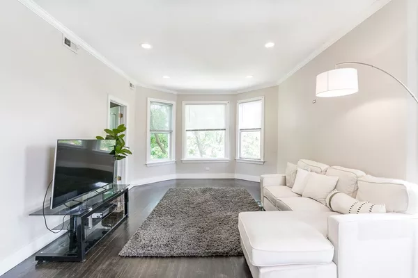 3 bedrooms apartment for rent in Hermosa - Northwest Side, Chicago