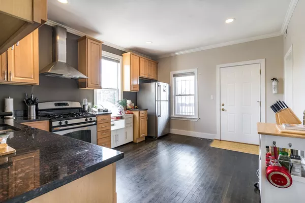 3 bedrooms apartment for rent in Hermosa - Northwest Side, Chicago