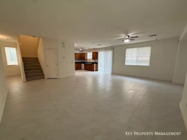 4 bedrooms apartment for rent in Spring Valley - Spring Valley / Enterprise, Las Vegas