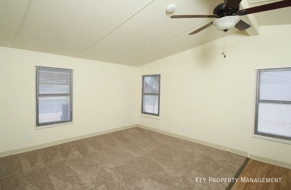 4 bedrooms apartment for rent in North Las Vegas - North Las Vegas, Las Vegas