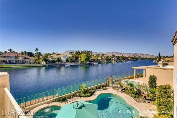 4 bedrooms apartment for rent in Summerlin - Summerlin, Las Vegas