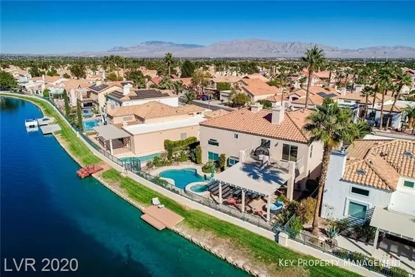 4 bedrooms apartment for rent in Summerlin - Summerlin, Las Vegas