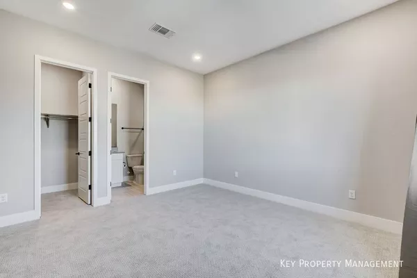 5 bedrooms apartment for rent in Spring Valley - Spring Valley / Enterprise, Las Vegas