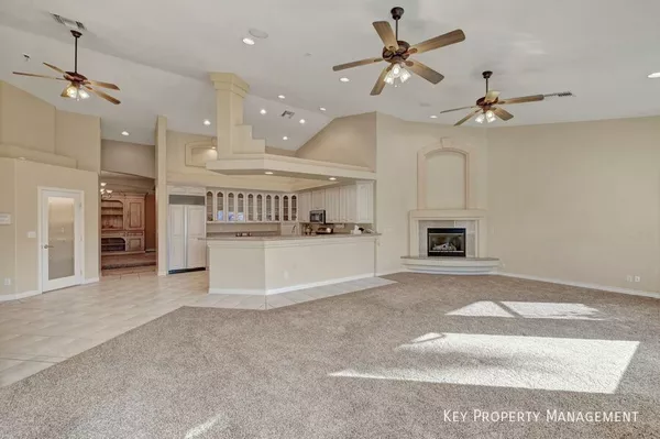 4 bedrooms apartment for rent in Summerlin - Summerlin, Las Vegas