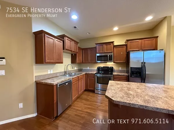 2 bedrooms apartment for rent in Brentwood-Darlington - SE Portland, Portland