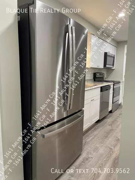 2 bedrooms apartment for rent in College Downs - North Charlotte, Charlotte