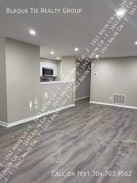 2 bedrooms apartment for rent in College Downs - North Charlotte, Charlotte