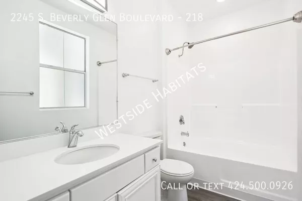 2 bedrooms apartment for rent in Rancho Park - Westside / South Bay, Los Angeles