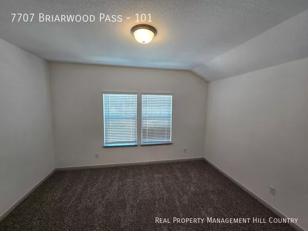 3 bedrooms apartment for rent in Hidden Cove - Indian Creek - South SATX, San Antonio