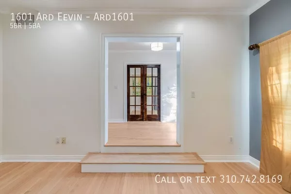 5 bedrooms apartment for rent in Burbank - San Fernando Valley, Los Angeles