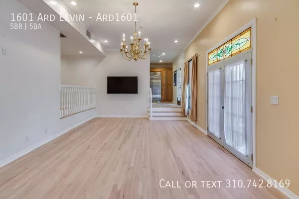 5 bedrooms apartment for rent in Burbank - San Fernando Valley, Los Angeles