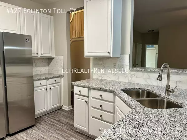 3 bedrooms apartment for rent in Harris - Houston - North Charlotte, Charlotte