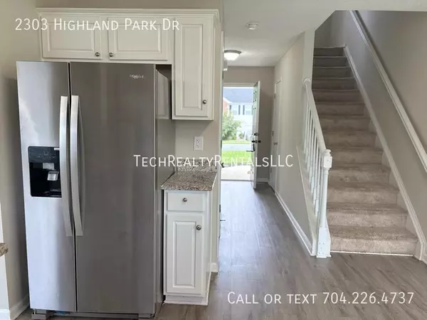 4 bedrooms apartment for rent in Mallard Creek - Withrow Downs - North Charlotte, Charlotte