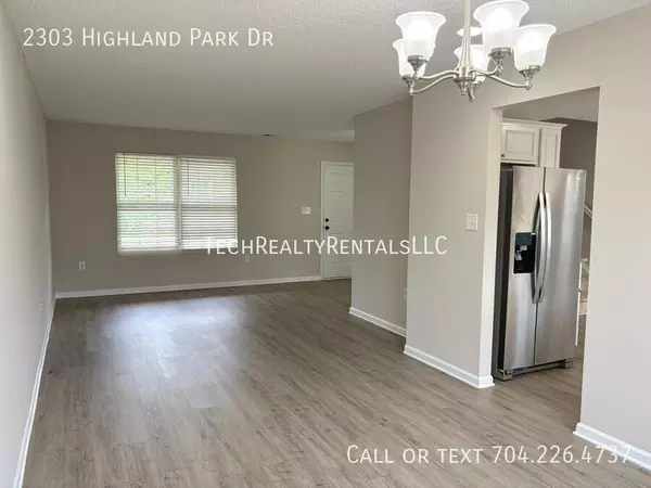 4 bedrooms apartment for rent in Mallard Creek - Withrow Downs - North Charlotte, Charlotte