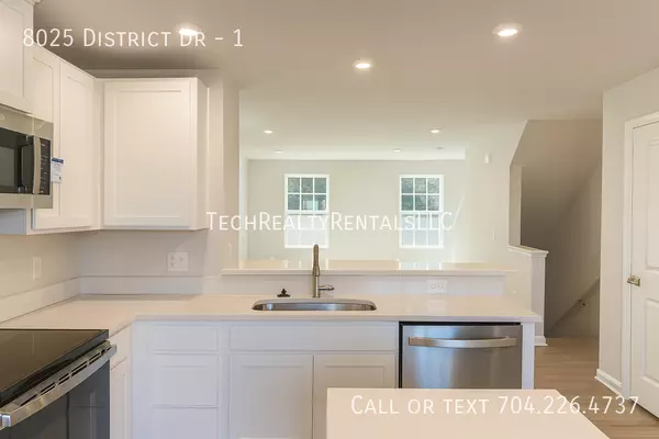 3 bedrooms apartment for rent in Hickory Grove - East Charlotte, Charlotte