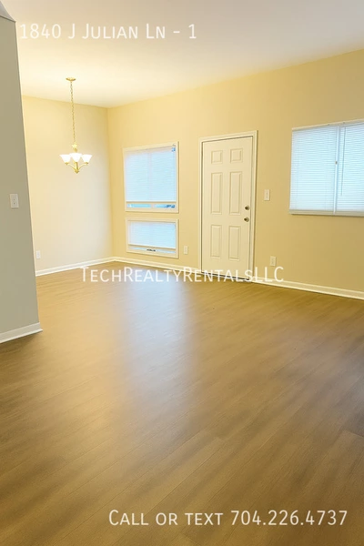 2 bedrooms apartment for rent in Westchester - West Charlotte, Charlotte