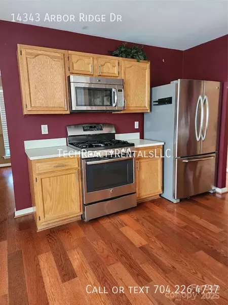3 bedrooms apartment for rent in Steele Creek - West Charlotte, Charlotte