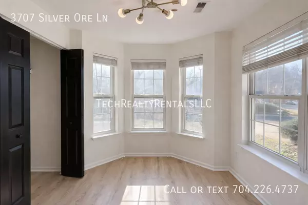 3 bedrooms apartment for rent in Oakdale - North Charlotte, Charlotte