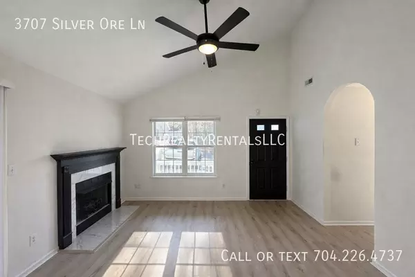 3 bedrooms apartment for rent in Oakdale - North Charlotte, Charlotte