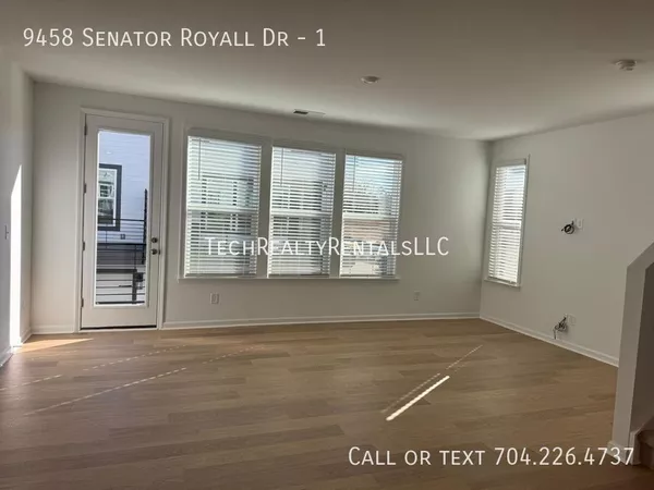 4 bedrooms apartment for rent in Mallard Creek - Withrow Downs - North Charlotte, Charlotte