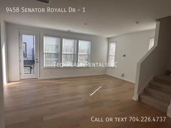 4 bedrooms apartment for rent in Mallard Creek - Withrow Downs - North Charlotte, Charlotte