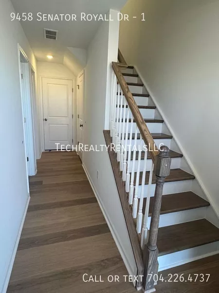 4 bedrooms apartment for rent in Mallard Creek - Withrow Downs - North Charlotte, Charlotte