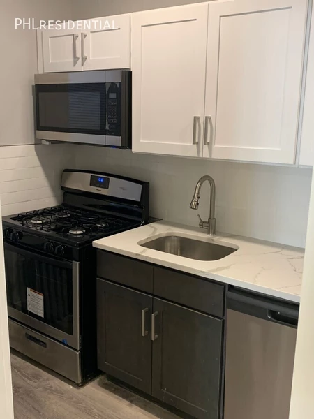 2 bedrooms apartment for rent in Germantown - Nw Philadelphia, Philadelphia