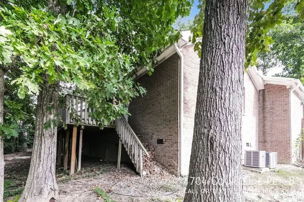 2 bedrooms apartment for rent in Millbrook - North Raleigh, Raleigh