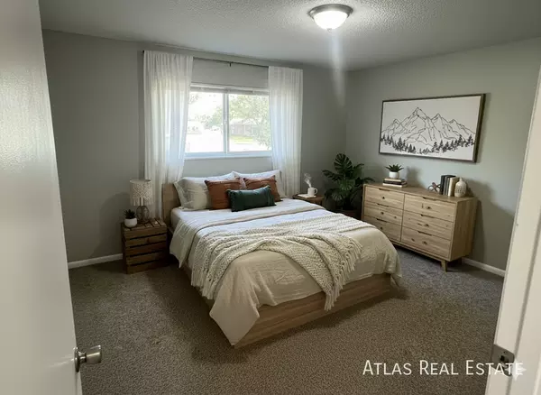 2 bedrooms apartment for rent in Old Colorado City - Central COS, Colorado Springs