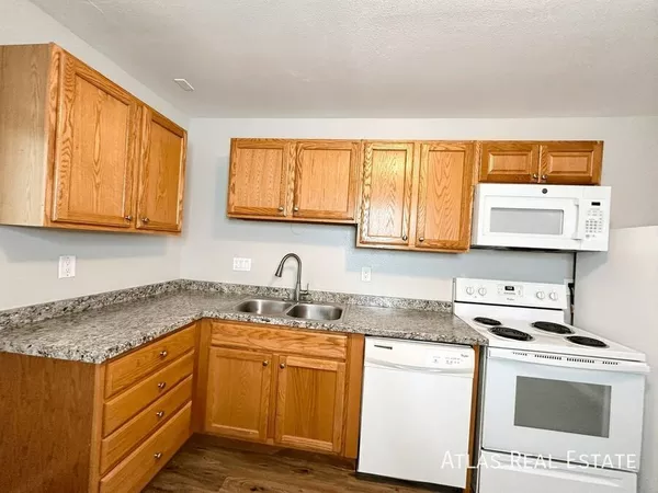 2 bedrooms apartment for rent in Southeast Colorado Springs - South COS, Colorado Springs