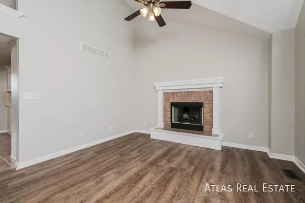 3 bedrooms apartment for rent in Liberty - Outer KCMO, Kansas City