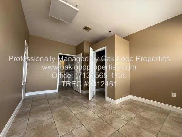 2 bedrooms apartment for rent in Woodlake/ Briar Meadow - West Houston, Houston