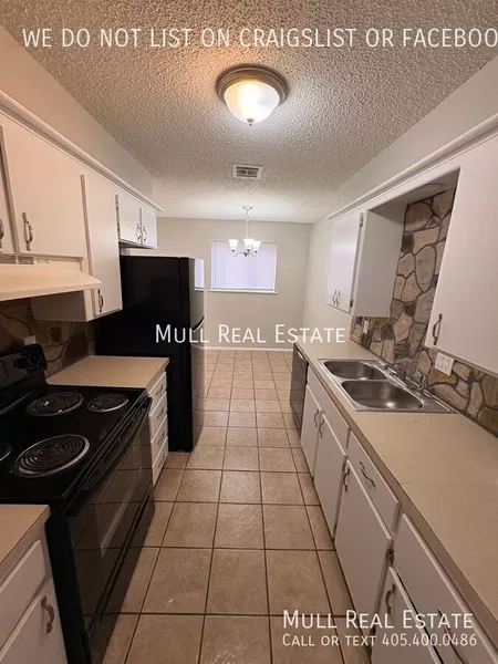 4 bedrooms apartment for rent in Warr Acres - Central OKC, Oklahoma City