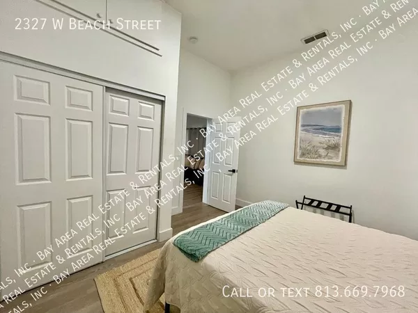 3 bedrooms apartment for rent in Macfarlane Park - West Tampa, Tampa