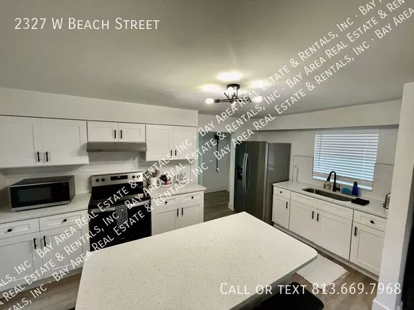 3 bedrooms apartment for rent in Macfarlane Park - West Tampa, Tampa