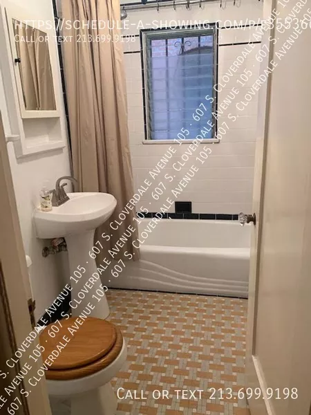 Studio Apartment for rent in Mid Wilshire - Central Los Angeles, Los Angeles