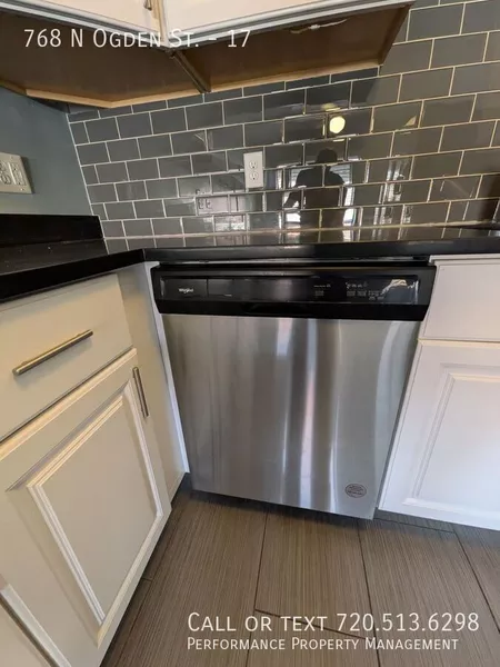 1 bedroom apartment for rent in Alamo Placita - Center Denver, Denver