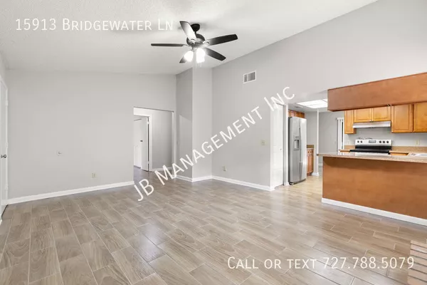 4 bedrooms apartment for rent in Carrollwood - North Tampa, Tampa
